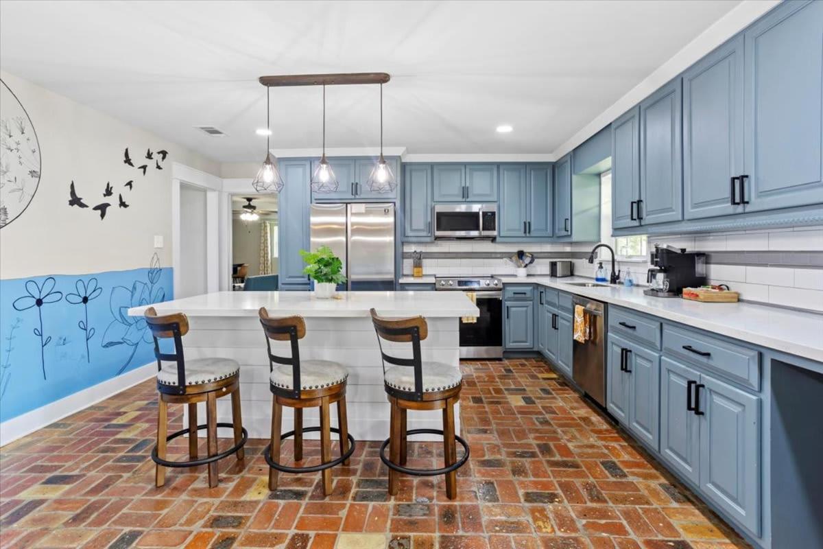 Ranch Home Gem 5Br Home Sleeps 12 With Game Room Gulfport Εξωτερικό φωτογραφία